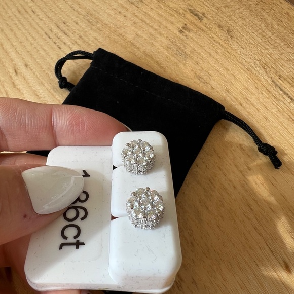 Moissanite Flower Stud Earrings – 1.36 CTW, VVS D Color – 925 Silver $400 Retail - Picture 5 of 6